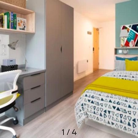 Canvas The Malthouse Hostel บริสตอล ภายนอก รูปภาพ